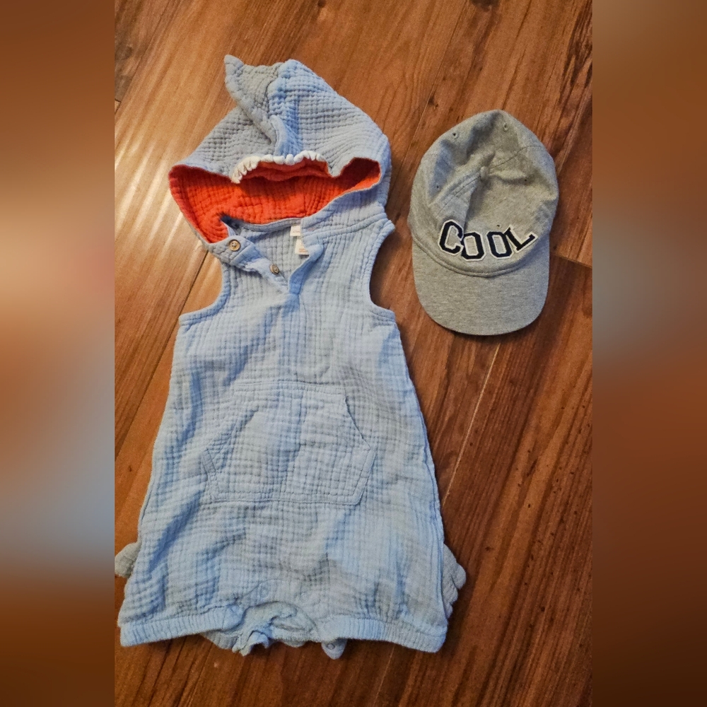 Baby Shark Onesie & Hat